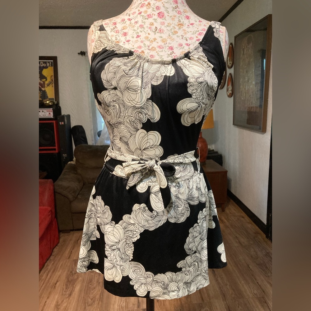 Vintage black and white bathing suit built-in bra belted, skirt DeWeese Design